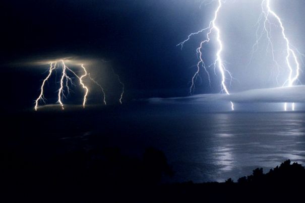 Big Sur Lightning 9/9/99 Photo by Stan Russell